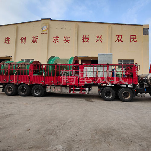 雙筒1.6米，單筒2米礦井提升機發貨。